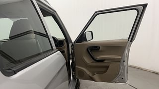 Used 2017 Mahindra TUV300 [2015-2020] T6 Plus Diesel Manual interior RIGHT FRONT DOOR OPEN VIEW