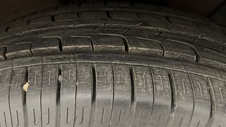 Used 2017 Hyundai Elite i20 [2014-2018] Sportz 1.2 Petrol Manual tyres RIGHT FRONT TYRE TREAD VIEW