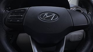 Used 2022 Hyundai Aura SX Plus 1.2 AMT Petrol Petrol Automatic top_features Airbags