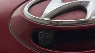 Used 2017 Hyundai Grand i10 [2017-2020] Sportz (O) AT 1.2 Kappa VTVT Petrol Automatic top_features Rear camera