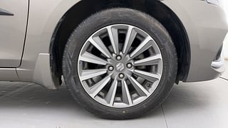 Used 2019 Maruti Suzuki Ciaz Alpha Petrol Petrol Manual tyres RIGHT FRONT TYRE RIM VIEW