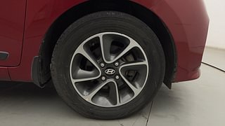 Used 2017 Hyundai Grand i10 [2017-2020] Sportz (O) AT 1.2 Kappa VTVT Petrol Automatic tyres RIGHT FRONT TYRE RIM VIEW