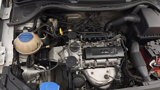 Used 2017 Volkswagen Ameo [2016-2020] Highline1.2L (P) Petrol Manual engine ENGINE RIGHT SIDE VIEW