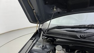 Used 2019 Maruti Suzuki Ciaz Alpha Petrol Petrol Manual engine ENGINE RIGHT SIDE HINGE & APRON VIEW