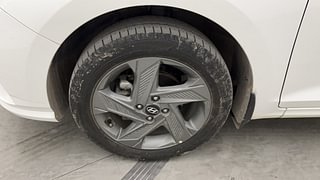 Used 2020 Hyundai Verna SX IVT Petrol Petrol Automatic tyres LEFT FRONT TYRE RIM VIEW