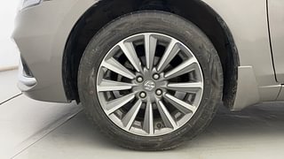 Used 2019 Maruti Suzuki Ciaz Alpha Petrol Petrol Manual tyres LEFT FRONT TYRE RIM VIEW