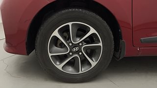 Used 2017 Hyundai Grand i10 [2017-2020] Sportz (O) AT 1.2 Kappa VTVT Petrol Automatic tyres LEFT FRONT TYRE RIM VIEW