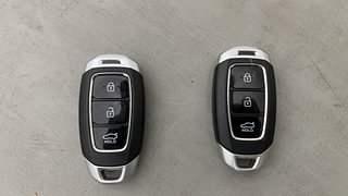 Used 2020 Hyundai Verna SX IVT Petrol Petrol Automatic extra CAR KEY VIEW