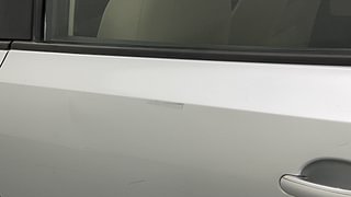 Used 2017 Volkswagen Ameo [2016-2020] Highline1.2L (P) Petrol Manual dents MINOR SCRATCH