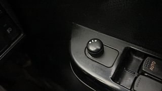 Used 2018 Maruti Suzuki Wagon R 1.0 [2010-2019] VXi Petrol Manual top_features Adjustable ORVM