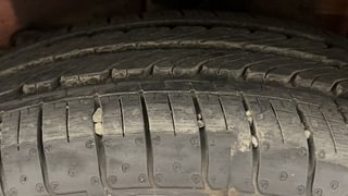 Used 2017 Hyundai Elite i20 [2014-2018] Sportz 1.2 Petrol Manual tyres RIGHT REAR TYRE TREAD VIEW