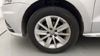 Used 2017 Volkswagen Ameo [2016-2020] Highline1.2L (P) Petrol Manual tyres LEFT FRONT TYRE RIM VIEW