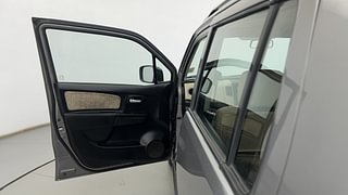 Used 2018 Maruti Suzuki Wagon R 1.0 [2010-2019] VXi Petrol Manual interior LEFT FRONT DOOR OPEN VIEW