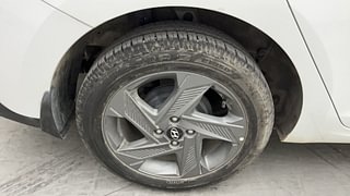 Used 2020 Hyundai Verna SX IVT Petrol Petrol Automatic tyres RIGHT REAR TYRE RIM VIEW