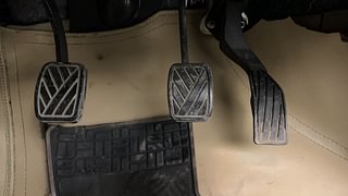 Used 2019 Maruti Suzuki Ciaz Alpha Petrol Petrol Manual interior PEDALS VIEW