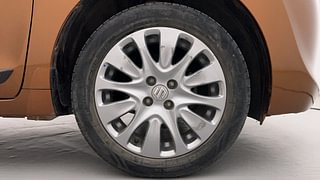Used 2018 Maruti Suzuki Baleno [2015-2019] Zeta Petrol Petrol Manual tyres RIGHT FRONT TYRE RIM VIEW
