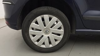 Used 2015 Volkswagen Polo [2015-2019] Comfortline 1.2L (P) Petrol Manual tyres RIGHT REAR TYRE RIM VIEW