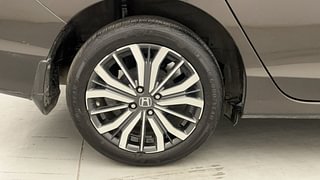 Used 2017 Honda City [2017-2020] ZX CVT Petrol Automatic tyres RIGHT REAR TYRE RIM VIEW