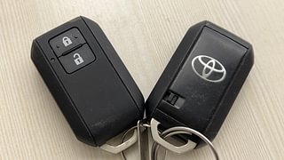Used 2020 Toyota Glanza [2019-2022] G Petrol Manual extra CAR KEY VIEW