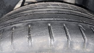 Used 2020 Ford Figo [2019-2021] Titanium Petrol Petrol Manual tyres LEFT REAR TYRE TREAD VIEW