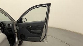 Used 2015 Maruti Suzuki Alto 800 Lxi Petrol Manual interior RIGHT FRONT DOOR OPEN VIEW