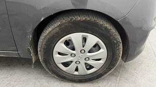 Used 2011 Hyundai i10 magna 1.1 Petrol Manual tyres RIGHT FRONT TYRE RIM VIEW