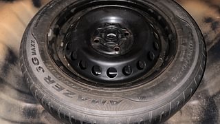 Used 2014 Hyundai Grand i10 [2013-2017] Sportz AT 1.2 Kappa VTVT Petrol Automatic tyres SPARE TYRE VIEW