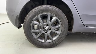 Used 2018 Hyundai Elite i20 [2018-2020] Asta 1.2 Petrol Manual tyres RIGHT REAR TYRE RIM VIEW