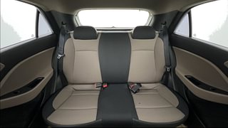 Used 2016 Hyundai Elite i20 [2014-2018] Sportz 1.2 Petrol Manual interior REAR SEAT CONDITION VIEW