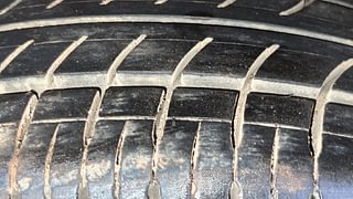 Used 2017 Hyundai Elite i20 [2014-2018] Sportz 1.2 Petrol Manual tyres RIGHT REAR TYRE TREAD VIEW