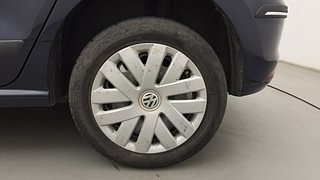Used 2015 Volkswagen Polo [2015-2019] Comfortline 1.2L (P) Petrol Manual tyres LEFT REAR TYRE RIM VIEW