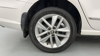 Used 2021 Skoda Rapid New [2020-2022] Style Petrol Petrol Manual tyres RIGHT REAR TYRE RIM VIEW