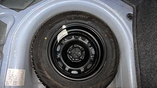 Used 2015 Volkswagen Polo [2015-2019] Comfortline 1.2L (P) Petrol Manual tyres SPARE TYRE VIEW
