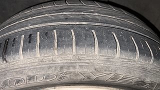 Used 2015 Volkswagen Polo [2015-2019] Comfortline 1.2L (P) Petrol Manual tyres LEFT REAR TYRE TREAD VIEW