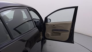 Used 2016 Honda Amaze [2013-2016] 1.2 S i-VTEC Petrol Manual interior RIGHT FRONT DOOR OPEN VIEW