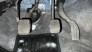Used 2020 Maruti Suzuki Alto 800 [2019-2022] LXI Petrol Manual interior PEDALS VIEW