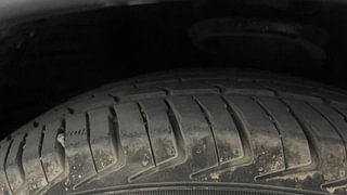 Used 2011 Hyundai i10 magna 1.1 Petrol Manual tyres RIGHT FRONT TYRE TREAD VIEW