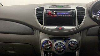 Used 2011 Hyundai i10 magna 1.1 Petrol Manual interior MUSIC SYSTEM & AC CONTROL VIEW