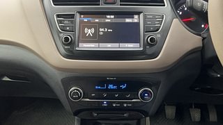 Used 2018 Hyundai Elite i20 [2018-2020] Asta 1.2 Petrol Manual interior MUSIC SYSTEM & AC CONTROL VIEW