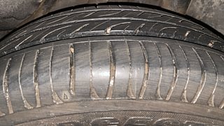 Used 2016 Honda Amaze [2013-2016] 1.2 S i-VTEC Petrol Manual tyres LEFT REAR TYRE TREAD VIEW