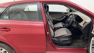 Used 2017 Hyundai Elite i20 [2014-2018] Sportz 1.2 Petrol Manual interior RIGHT SIDE FRONT DOOR CABIN VIEW
