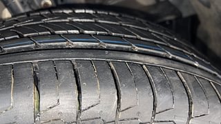 Used 2020 Toyota Glanza [2019-2022] G Petrol Manual tyres RIGHT FRONT TYRE TREAD VIEW