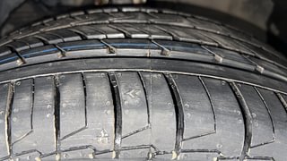 Used 2020 Toyota Glanza [2019-2022] G Petrol Manual tyres LEFT FRONT TYRE TREAD VIEW