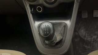 Used 2011 Hyundai i10 magna 1.1 Petrol Manual interior GEAR  KNOB VIEW