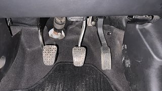 Used 2020 Ford Figo [2019-2021] Titanium Petrol Petrol Manual interior PEDALS VIEW