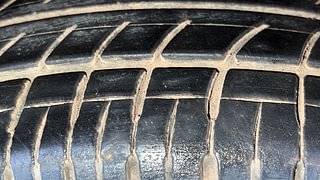 Used 2017 Hyundai Elite i20 [2014-2018] Sportz 1.2 Petrol Manual tyres RIGHT FRONT TYRE TREAD VIEW