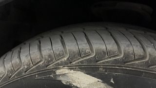Used 2011 Hyundai i10 magna 1.1 Petrol Manual tyres LEFT FRONT TYRE TREAD VIEW