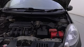 Used 2016 Honda Amaze [2013-2016] 1.2 S i-VTEC Petrol Manual engine ENGINE LEFT SIDE HINGE & APRON VIEW