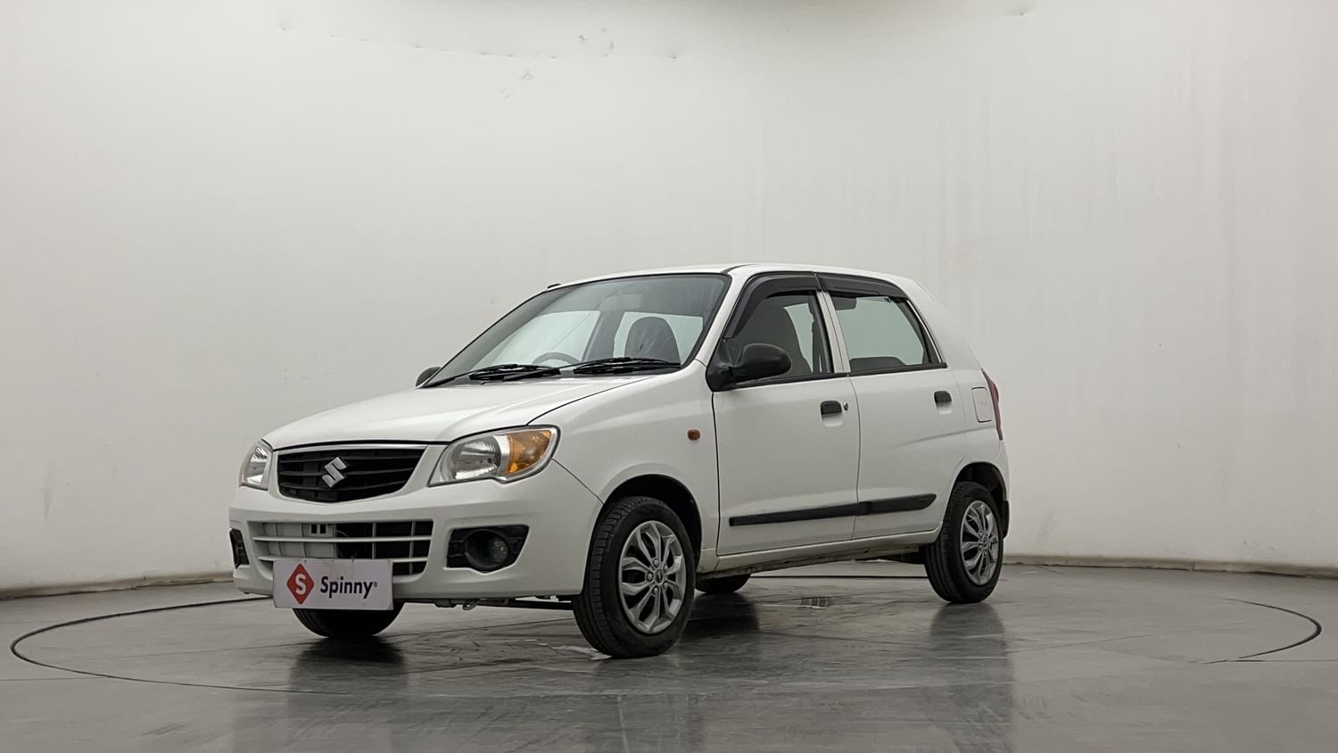 LEFT FRONT CORNER VIEW