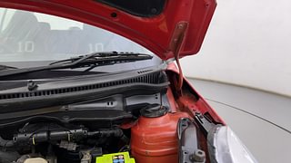 Used 2016 Maruti Suzuki Swift [2011-2017] VDi Diesel Manual engine ENGINE LEFT SIDE HINGE & APRON VIEW